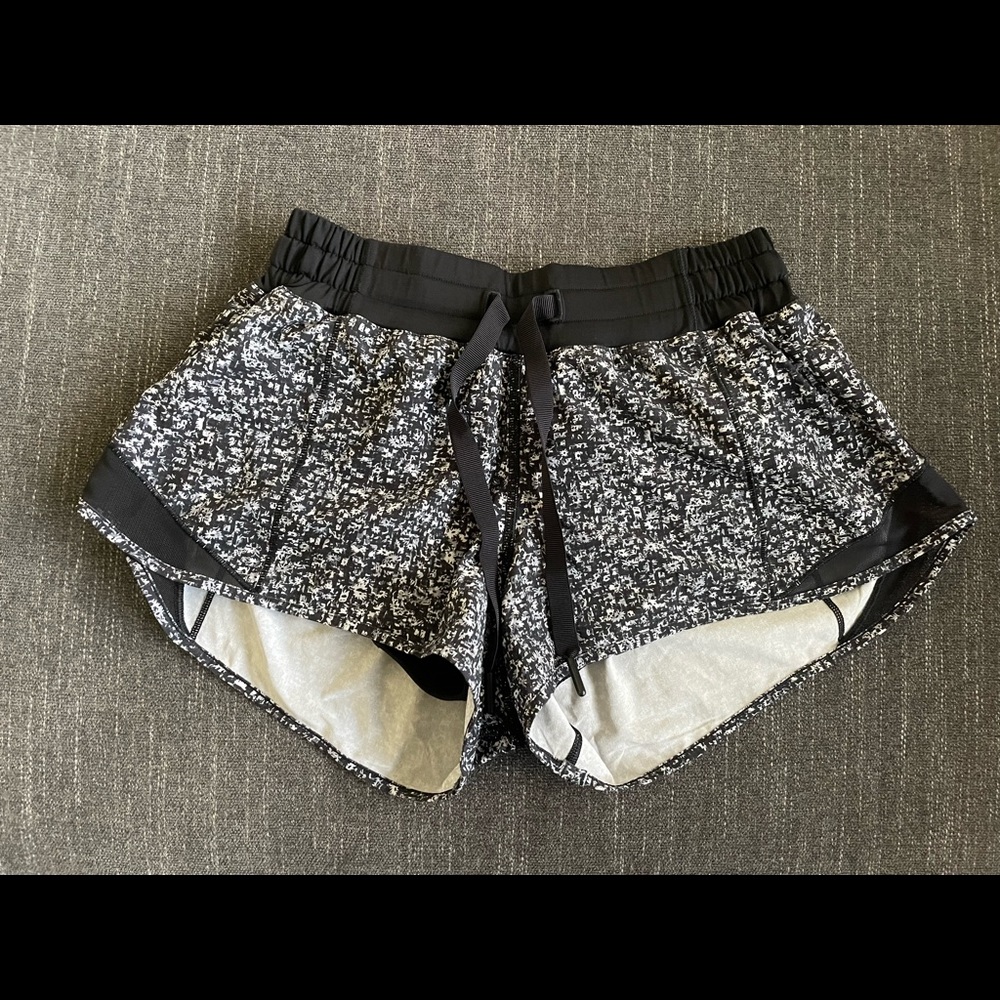 Lululemon speed up shorts in size 4.